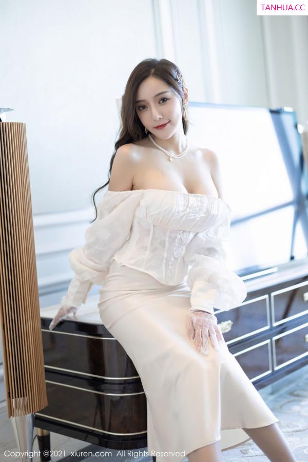 王馨瑶  [XiuRen]高清写真图 2021.10.28 No.4136 王馨瑶yanni第7张图片